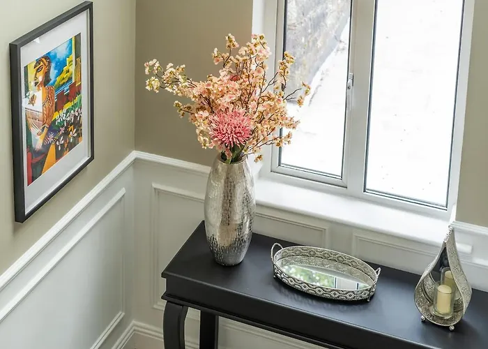 No5 Rose Street - Book Entire House *